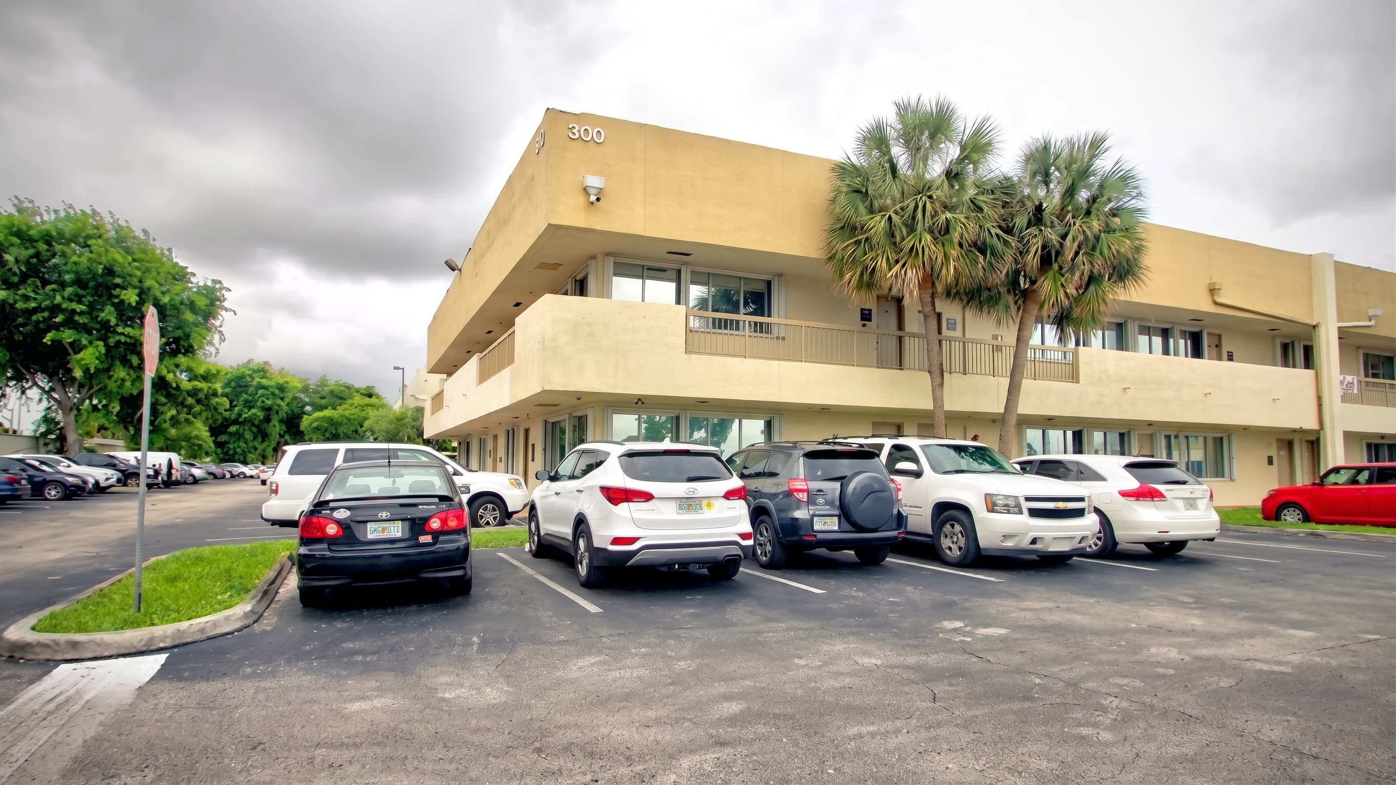 Building 300 at Sunset Center, Miami